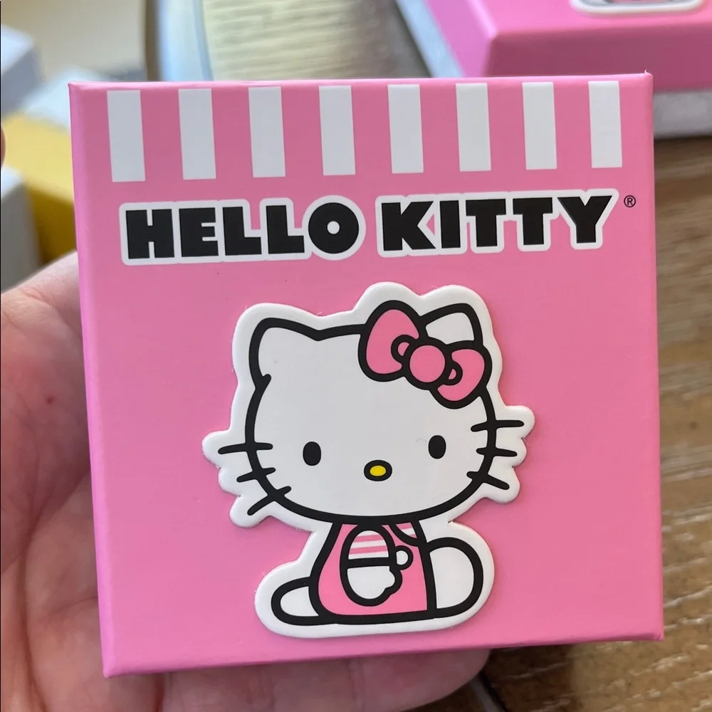Hello Kitty Pink and White Gift Box